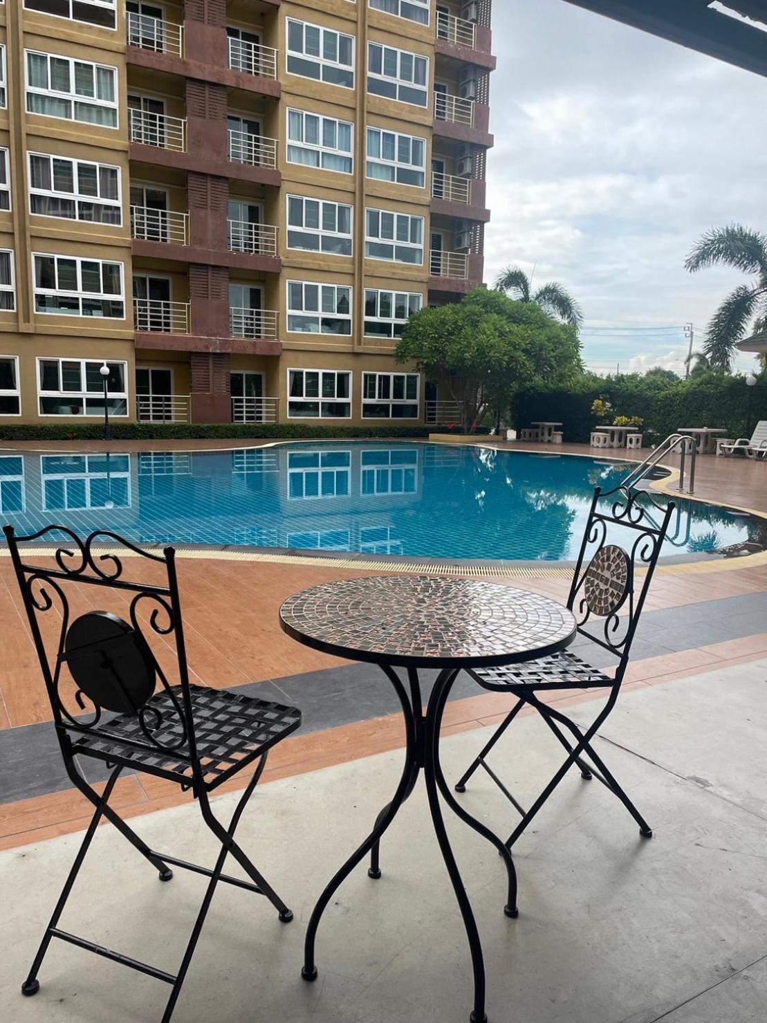 H2Do Hotel Ban Khlong Sanam Phli Bagian luar foto