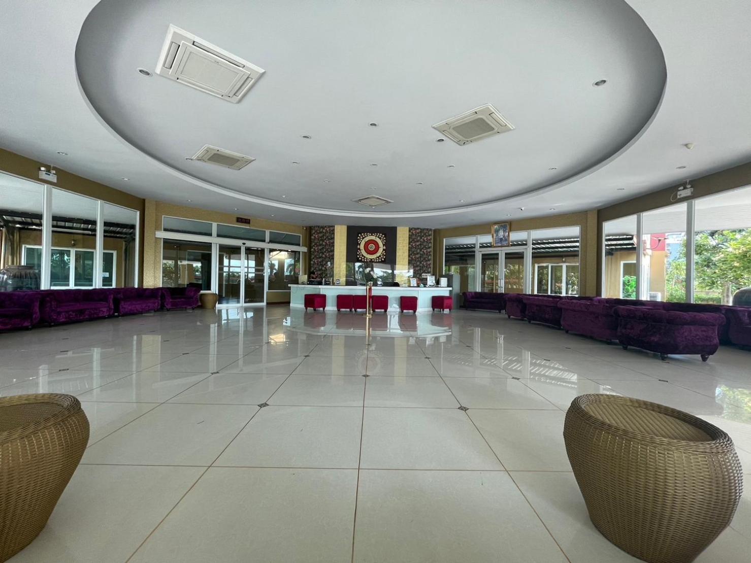H2Do Hotel Ban Khlong Sanam Phli Bagian luar foto